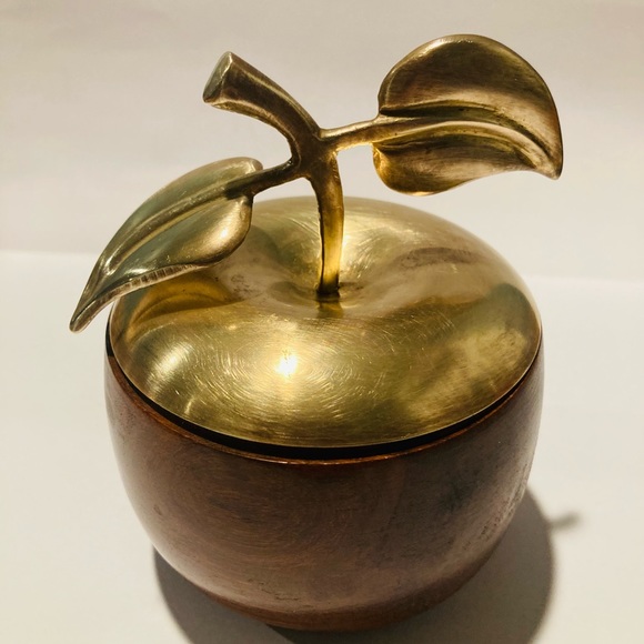 BRONZE & MAHOGANY DECOR - Picture 6 of 7